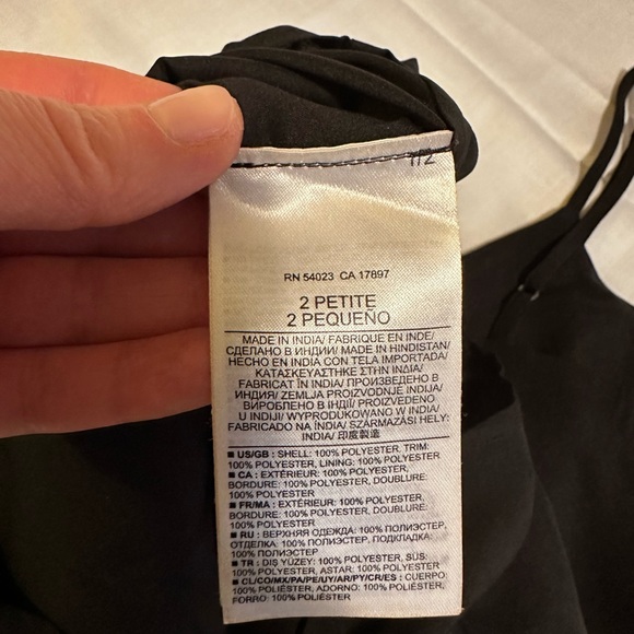 🎉HP🎉 *EUC* RARE Black Silky Camisole w Sheer Insert | Banana Republic | Sz 2P - Picture 9 of 11